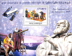 Mozambique 2009 Galileo Galilei S/s, Mint NH, Science - Astronomy - Astrología