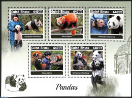 Guinea Bissau 2018 Pandas, Mint NH, Nature - Pandas - Guinée-Bissau