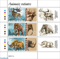 Guinea Bissau 2022 Extinct Animals, Mint NH, Nature - Animals (others & Mixed) - Guinée-Bissau