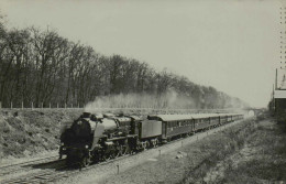 Train, à Identifier - Cliché J. Renaud - Trenes