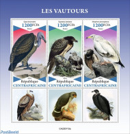 Central Africa 2022 Vultures, Mint NH, Nature - Birds - Birds Of Prey - República Centroafricana