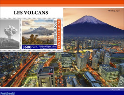 Central Africa 2022 Volcanoes, Mint NH, Sport - Mountains & Mountain Climbing - Arrampicata