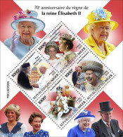 Niger 2022 70th Anniversary Of Reign Of Queen Elizabeth II, Mint NH, History - Charles & Diana - Kings & Queens (Royal.. - Familias Reales