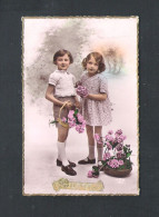 OUDE POSTKAART - MEISJES MET BLOEMEN    (13.558) - Portraits