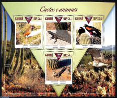 Guinea Bissau 2015 Cactus And Animals, Mint NH, Nature - Birds - Birds Of Prey - Cacti - Reptiles - Cactussen