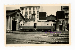 Photo Locomotive CP Dépôt Atelier Nice Alpes Maritimes 06 Sud Provence France Train Gare Motrice Pignes Brissonneau Lotz - Eisenbahnen