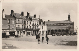 MORTAGNE  Place Du Général De Gaulle - Mortagne Au Perche