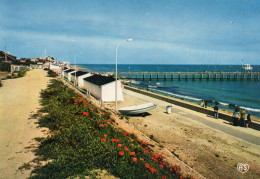 Luc Sur Mer - La Plage Et La Jetée Des Pêcheurs - Luc Sur Mer