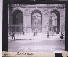 PLAQUE DE VERRE Photo -  LYON - L'hotel De Ville -  Année  1890 - Glasplaten