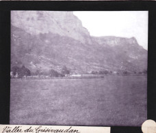 PLAQUE DE VERRE -  Photo  - 38 - Isere - Vallée De GRESIVAUDAN -  Année 1890 - Glass Slides