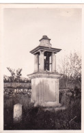 Photo Originale -religion - Oratoire - Petite Chapelle- MAUSSANE Route De St Rémy ( Bouches Du Rhone) -  Rare - Lieux