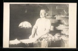 AK Bäcker Bei Der Arbeit Vor Dem Backofen  - War 1914-18