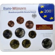 République Fédérale Allemande, Set 1 Ct. - 2 Euro + 2€, Schloss Schwerin - Germania