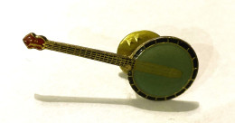 PINS MUSIQUE BANJO / Signé Shell /  33NAT - Musica