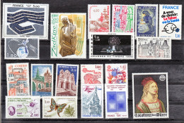 France 1980 2073 2117 Année Poste Neuf ** TB MNH SiN CHARNELa Faciale 13.12 - 1980-1989