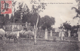 HANOÏ. -  Monuments Du Village De Son Excellence Le Kinh-Luoc Numéro 68 -  CPA Et Timbre Indochine - Vietnam