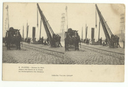 44/ CPA A 1900 Stéréoscopique - Nantes - Scénes De Port - Déchargement Des Bateaux - Nantes