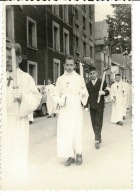 Ref 1 - Photo : Procession De Communion A Reims ( à Vérifier ) - France  . - Europe