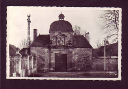 03 - SOUVIGNY - ENTREE DU PRIEURE - ANIMÉE  - Other & Unclassified