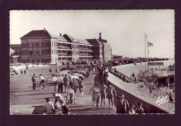 62 - BERCK-PLAGE - L'ESPLANADE ET L'HOPITAL MARITIME - ANIMÉE -  - Berck