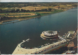 CPSM France   Auvergne Rhône Alpes 03 Allier  En Avion Sur Vichy  Le Lac D’Allier, La Rotonde Du Lac  A Gauche L’hippodr - Vichy