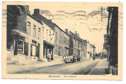 Cpa...Hautmont...(nord)...rue Gambetta...animée...(commerces)...citroen Traction... - Other & Unclassified