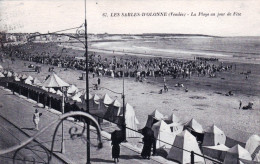 85 - Vendée - LES SABLES D'OLONNE - La Plage Un Jour De Fete - Sables D'Olonne