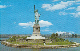 AK 215356 USA - New York City - The Statue Of Liberty - Vrijheidsbeeld