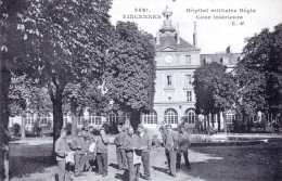 94 - VINCENNES - Hopital Militaire Bégin - Cour Interieure - Vincennes