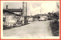 33 - B27733CPA - DOUENCE - Route De Bordeaux - Pompe Essence - Assez Bon état - GIRONDE - Autres & Non Classés