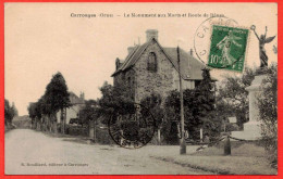 61 - B29397CPA - CARROUGES - Le Monument Aux Morts Et Route De Rânes - Très Bon état - ORNE - Carrouges