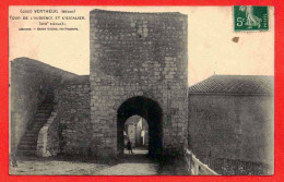 33 - B29146CPA - VERTHEUIL - Tour De L'Audience Et L'Escalier - Très Bon état - GIRONDE - Autres & Non Classés