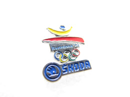 PIN'S    SKODA   BARCELONE 92   JEUX OLYMPIQUES - Andere & Zonder Classificatie