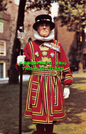 R527694 A Beefeater. Tower Of London. PT1032 - Altri & Non Classificati