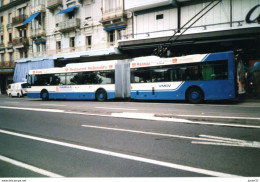 Photo D'un Bus Articulé De Vevey En Suisse - Automobiles