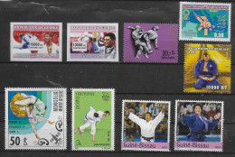 LOT   9 Valeurs    * *  Judo - Judo