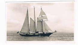 SCH-1661  Unknown Sail-vessel  (RPPC) - Voiliers