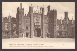 110912/ RICHMOND, Hampton Court Palace, Entrance Gateway - London Suburbs