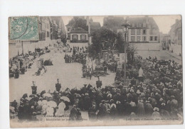 AJC - Lamballe -benediction Un Jour De Fete Dieu - Lamballe