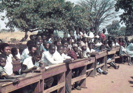 1 AK Tansania * Lambi Secondary School - Partnerschule Des Scharnhorstgymnasiums In Tansania - Unterricht Im Freien * - Tansania