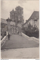 CPA  / 02 /  EM 385   /   LAON ESCALIER A LA  PROMENADE DU NORD - Laon