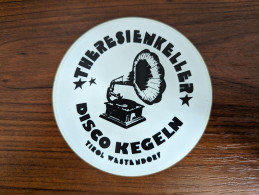 AUTOCOLLANT THERESIENKELLER – DISCO KEGELN – TIROL WESTENDORF – MAGASIN MUSIQUE AUTRICHE AUSTRIA OSTERREICH - GRAMOPHONE - Stickers