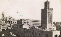 CPA..ALGERIE..ORAN..LE MINARET ET L'EGLISE SAINT LOUIS - Oran