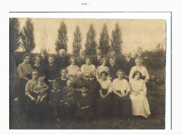 Groupe De Personnes.Format: 22 X  29cm. - Anonyme Personen