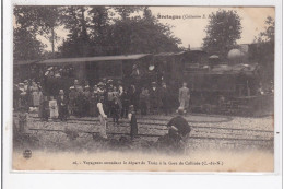 COLLINEE : Voyageurs Attendant Le Départ Du Train à La Gare De Colline - Très Bon état - Autres & Non Classés