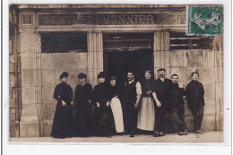 BESANCON : Carte Photo De La Teinturerie MONNIER - Bon état (papier Légèrement Gratté Au Dos) - Besancon