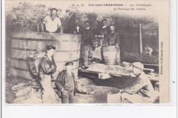 MESNIL CARRIERES - Les Vendages - Le Foulage Du Raisin (également Localisé à Rambouillet) - Très Bon état - Andere & Zonder Classificatie