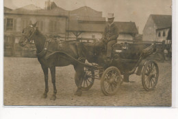 CARTE PHOTO A LOCALISER : Taxi, Attelage - Tres Bon Etat - Photos