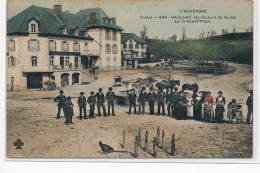 RAULHAC : Les Joueurus De Boules Sur La Grand-place (rare En Couleur - Tres Bon Etat - Other & Unclassified