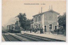 FEUGUEROLLES-sur-ORNE : La Gare - Tres Bon Etat - Autres & Non Classés